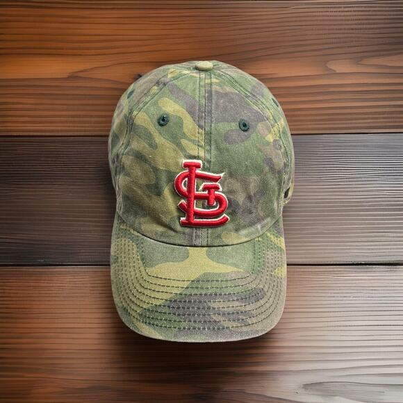 Classic Camo STL Bling Baseball Hat w/Red crystals - Picture 1 of 4
